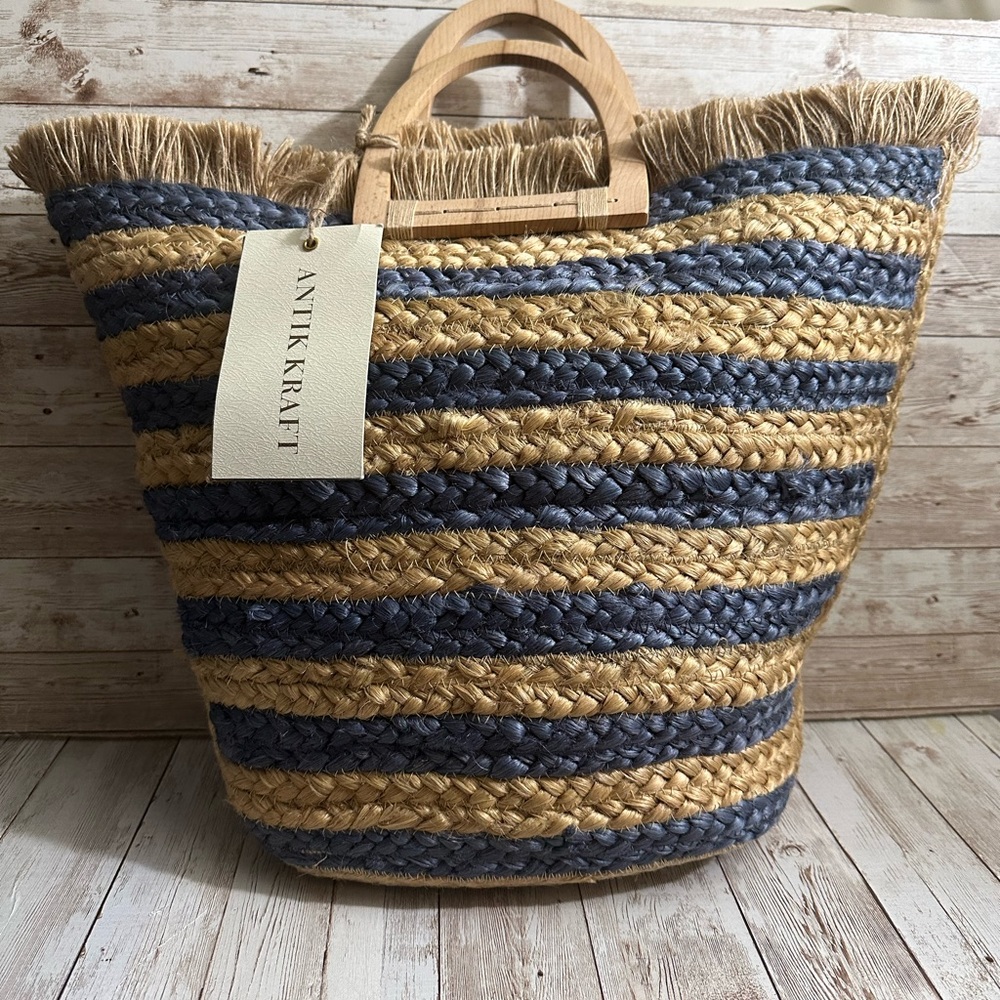 ANTIK KRAFT Beach Tote w. Beach towel
